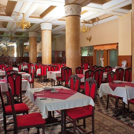 Hotel Cerna Байле Херкулане Екстериор снимка