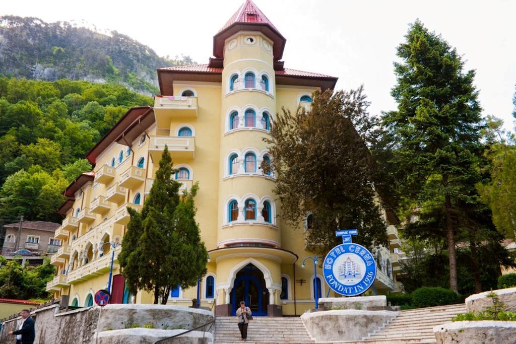 Hotel Cerna Байле Херкулане Екстериор снимка