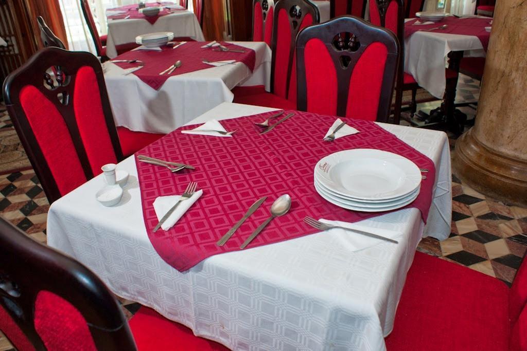 Hotel Cerna Байле Херкулане Екстериор снимка