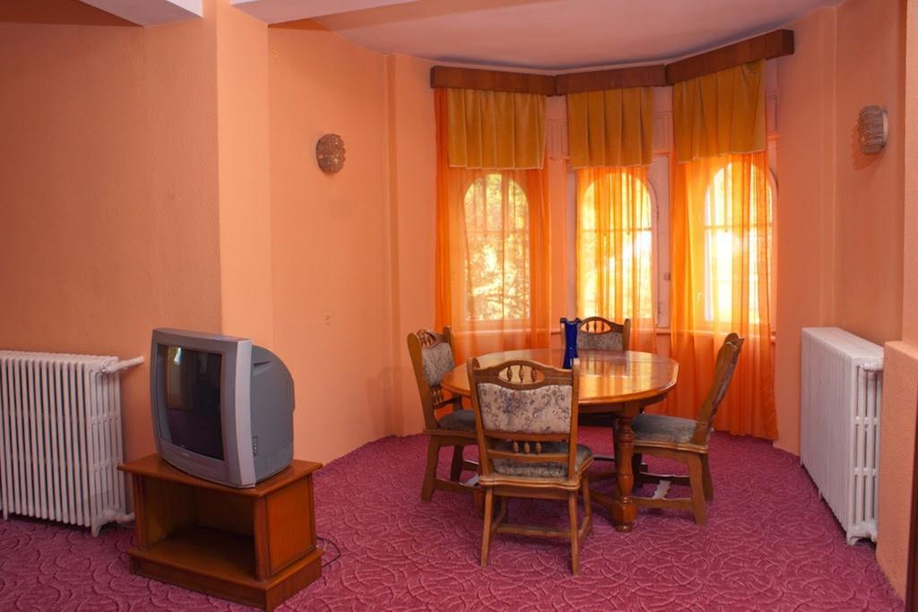 Hotel Cerna Байле Херкулане Стая снимка