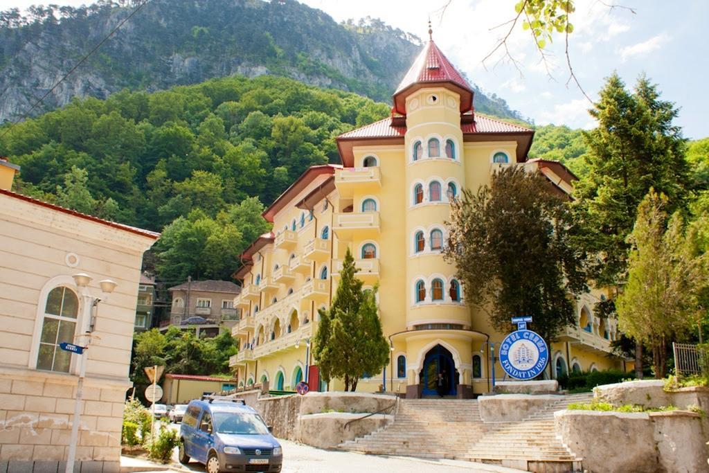 Hotel Cerna Байле Херкулане Екстериор снимка